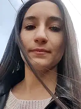 CarolinaBlair online show from 04.13.26