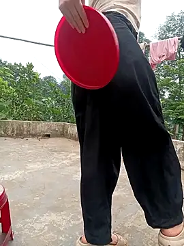 linda bae00 online show from 04.21.26