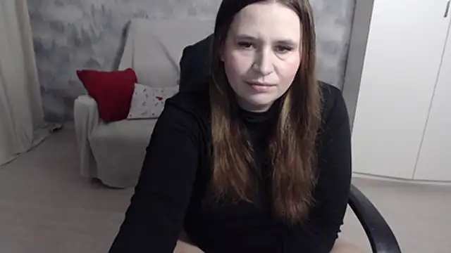 AdelinaLawson online show from 11.28.25