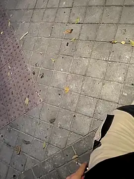 Snapshot of xxxfeo chatting on 11.21.25 xxxfeo online show from 11.21.25