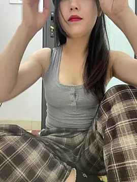 Snapshot of Dieknr chatting on 02.04.26 Dieknr online show from 02.04.26