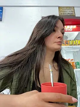 Danielaeliana online show from 09.09.25