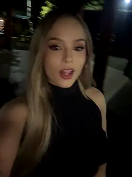 Snapshot of Sam_pablo21 chatting on 10.03.25 Sam pablo21 online show from 10.03.25