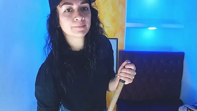 alison moon7 online show from 09.20.25