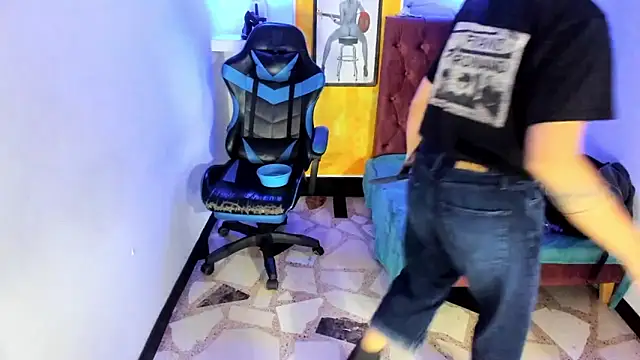 alison moon7 online show from 11.15.25