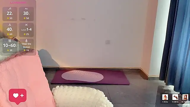 Xiali-166 online show from 04.10.26