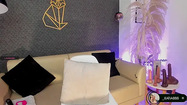 Katia fire online show from 03.02.26