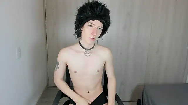 Snapshot of v3niceb1tch chatting on 11.14.25 v3niceb1tch online show from 11.14.25