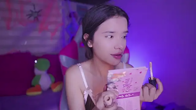 Lana Dreams  online show from 10.31.25