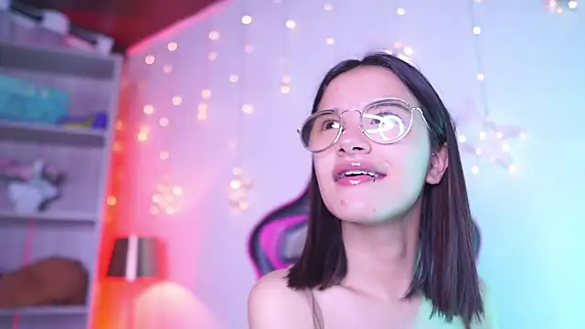 Lana Dreams  online show from 11.11.25