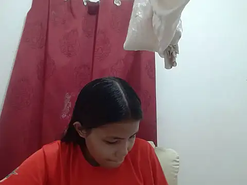 Snapshot of Joys_Wet_Pussy chatting on 10.03.25 Joys Wet Pussy online show from 10.03.25