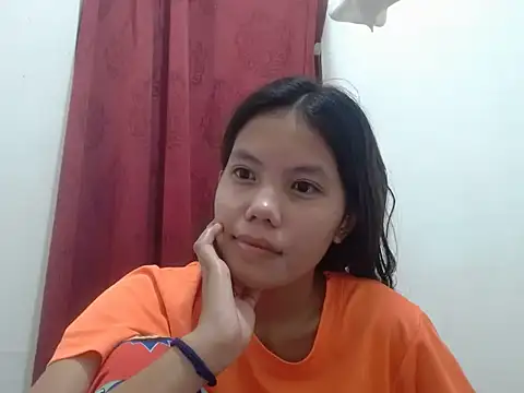 Snapshot of Joys_Wet_Pussy chatting on 12.04.25 Joys Wet Pussy online show from 12.04.25