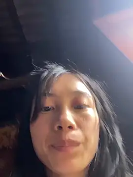 EmLy02 online show from 09.14.25