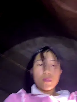 EmLy02 online show from 10.01.25