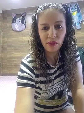 Nina vallon online show from 11.14.25