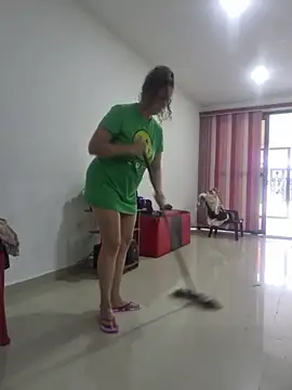 Snapshot of Nina_vallon chatting on 02.10.26 Nina vallon online show from 02.10.26