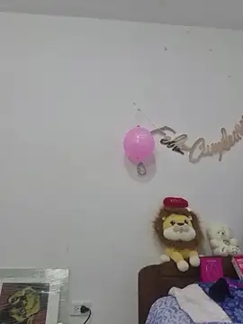 Snapshot of Nina_vallon chatting on 02.27.26 Nina vallon online show from 02.27.26