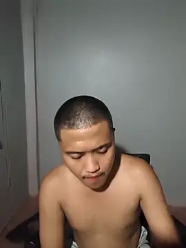 Snapshot of Nel_2k3 chatting on 09.16.25 Nel 2k3 online show from 09.16.25