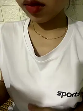 Snapshot of Yourbaby_24 chatting on 09.25.25 Yourbaby 24 online show from 09.25.25