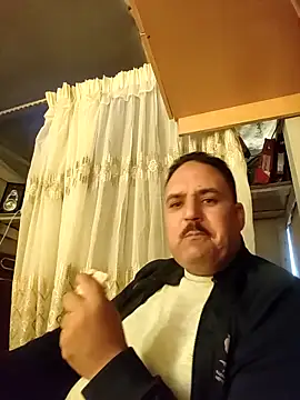 mM0140 online show from 12.03.25