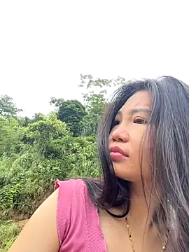 Snapshot of Miumieu chatting on 10.03.25 Miumieu online show from 10.03.25