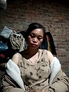 Snapshot of __Ngoc20__ chatting on 12.18.25 Ngoc20 online show from 12.18.25