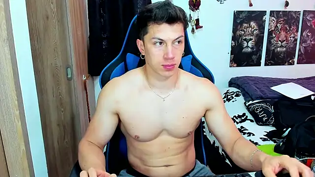 Snapshot of javiersexymann chatting on 02.18.25 javiersexymann online show from 02.18.25