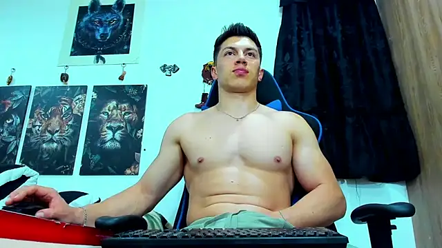 Snapshot of javiersexymann chatting on 03.17.25 javiersexymann online show from 03.17.25