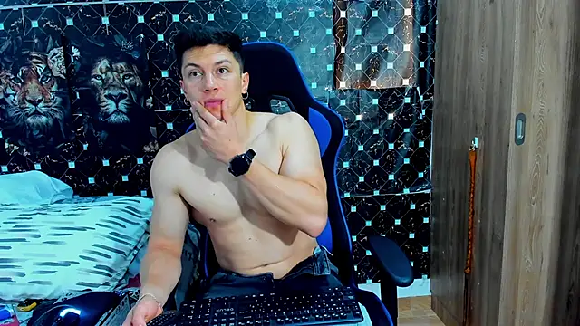 javiersexymann online show from 02.12.26