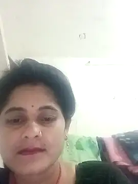 JULEE-740 online show from 10.11.25