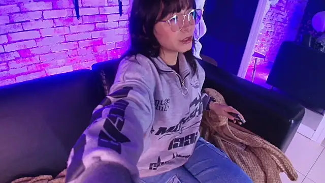 kitty malach online show from 12.17.25