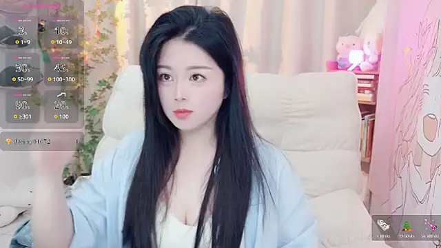 Snapshot of SweetTease2025 chatting on 09.09.25 SweetTease2025 online show from 09.09.25