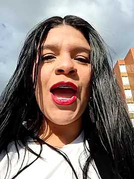 Snapshot of Eiimy_pretty chatting on 09.29.25 Eiimy pretty online show from 09.29.25