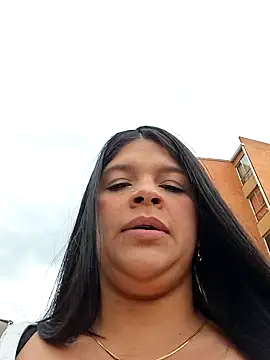 Snapshot of Eiimy_pretty chatting on 10.29.25 Eiimy pretty online show from 10.29.25