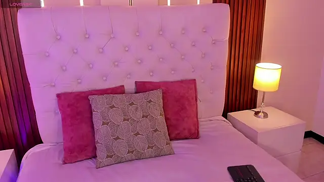 ViolettaAlemida online show from 09.22.25