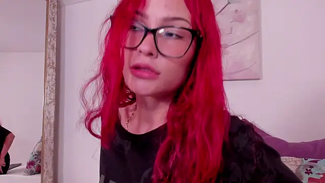 mae lyra online show from 03.31.26