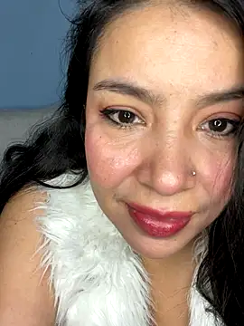 Snapshot of Anahibella chatting on 09.30.25 Anahibella online show from 09.30.25