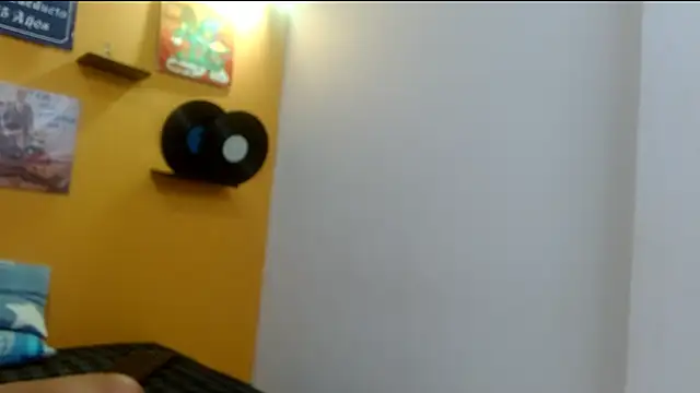 skinnyverus18 online show from 01.16.26