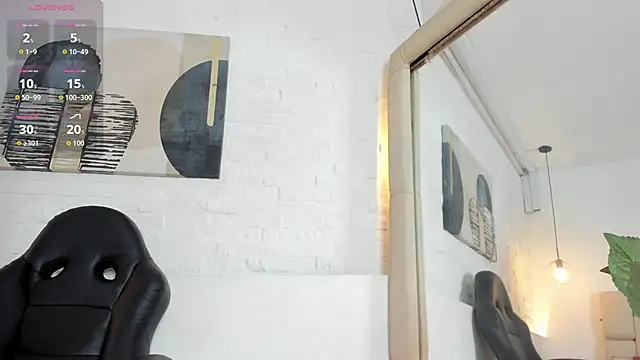 Snapshot of Sarah_GothicGirl chatting on 01.08.26 Sarah GothicGirl online show from 01.08.26