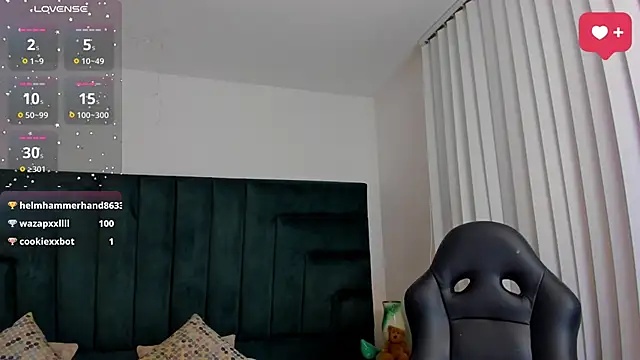 Snapshot of SaraWagner_ chatting on 02.03.26 SaraWagner online show from 02.03.26