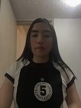 Snapshot of SaraWagner_ chatting on 03.02.26 SaraWagner online show from 03.02.26