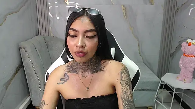 Snapshot of Ashley_Blum_v chatting on 10.02.25 Ashley Blum v online show from 10.02.25