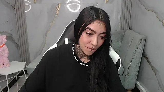 Snapshot of Ashley_Blum_v chatting on 11.05.25 Ashley Blum v online show from 11.05.25