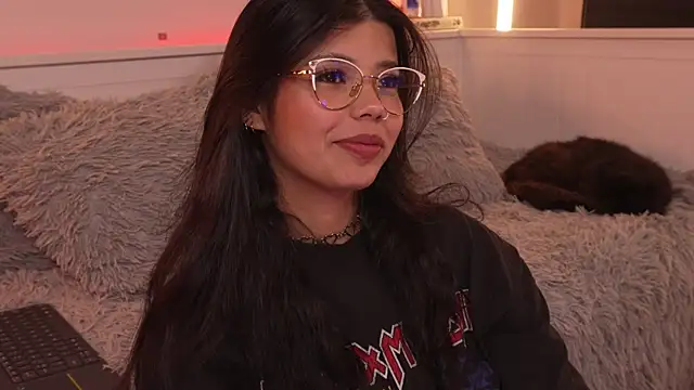 sophieee art online show from 01.08.26