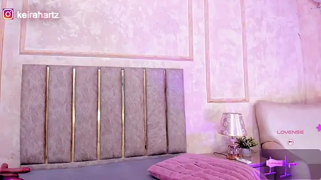 Keirahartz online show from 01.11.26