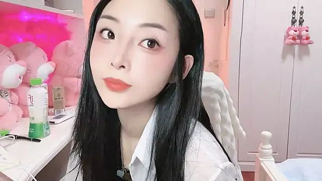 Snapshot of Ya-Ya- chatting on 11.12.25 Ya-Ya- online show from 11.12.25