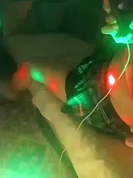 senacansu online show from 10.20.25