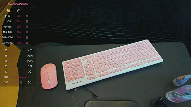 Cutiee Alicee online show from 04.24.26