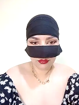 Snapshot of Diva_watine chatting on 11.11.25 Diva watine online show from 11.11.25