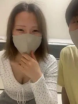 Snapshot of reon_reonreon chatting on 11.06.25 reon reonreon online show from 11.06.25